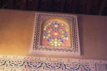 تختخواب و صبحانه Riad Benchekroun
