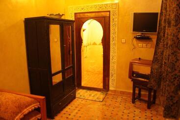 تختخواب و صبحانه Riad Benchekroun