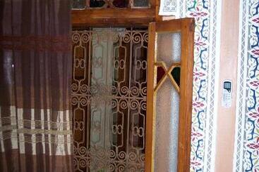 تختخواب و صبحانه Riad Benchekroun