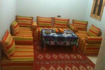 تختخواب و صبحانه Riad De Reve