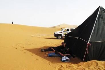 تختخواب و صبحانه Riad De Reve