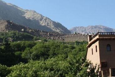 تختخواب و صبحانه Riad Jnane Imlil
