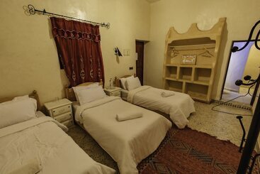 تختخواب و صبحانه Riad Mamouche