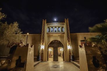 تختخواب و صبحانه Riad Mamouche
