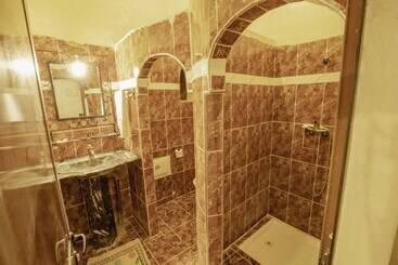 تختخواب و صبحانه Riad Mamouche