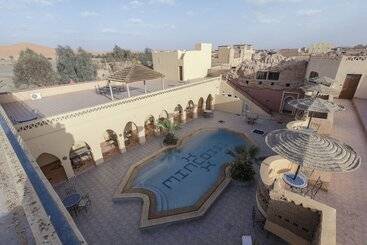 تختخواب و صبحانه Riad Mamouche