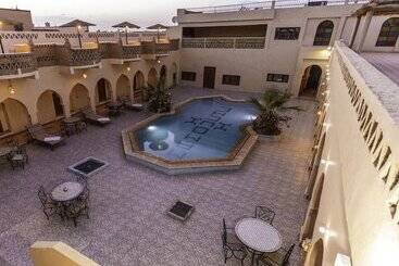 تختخواب و صبحانه Riad Mamouche
