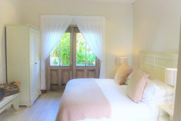 تختخواب و صبحانه Villa Blu Guesthouse