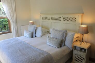 تختخواب و صبحانه Villa Blu Guesthouse