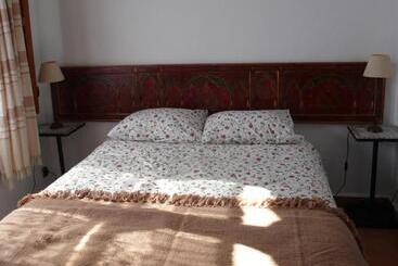 هتل Hôtel Ras El Maa