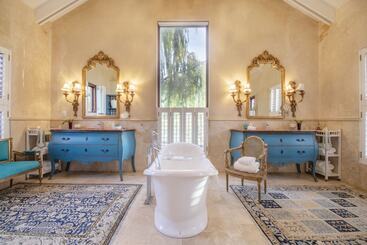 هتل La Residence