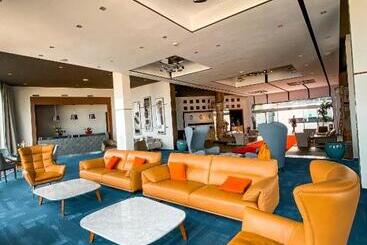 هتل DWO Mira Palace
