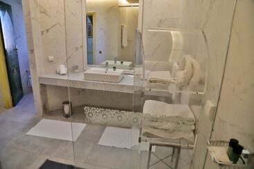 هتل Parador