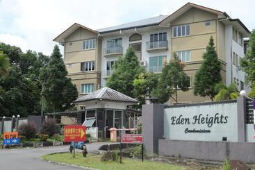 مُتل Natol Homestay   Kuching