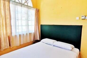 Rumbia Resort Villa Paka
