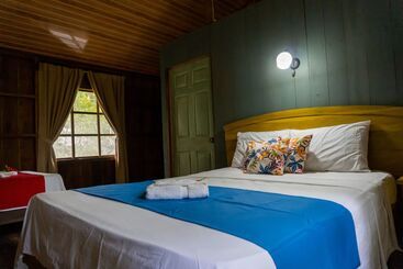 هتل Hidden Paradise Lodge