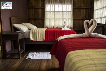 هتل Hidden Paradise Lodge