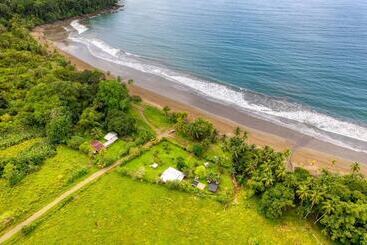 هتل Hidden Paradise Lodge