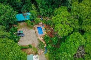 هتل Hidden Paradise Lodge