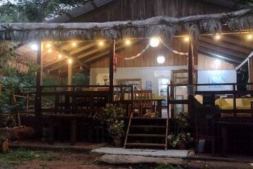 هتل Hidden Paradise Lodge