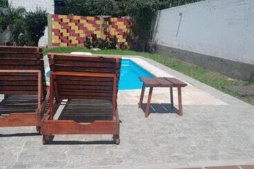 هتل Hostal Amancay