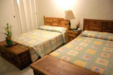 هتل Suites Jazmin Acapulco