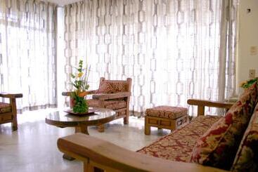 هتل Suites Jazmin Acapulco