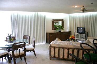 هتل Suites Jazmin Acapulco