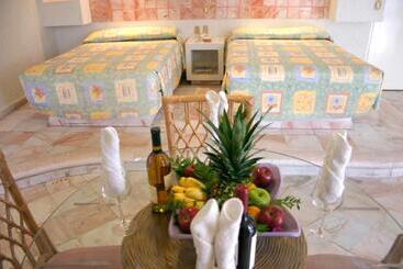 هتل Suites Jazmin Acapulco