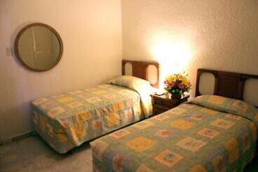 هتل Suites Jazmin Acapulco