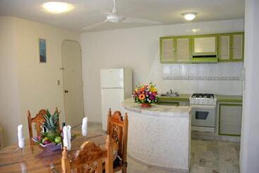 هتل Suites Jazmin Acapulco