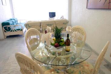 هتل Suites Jazmin Acapulco