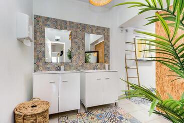 هاستل Ocean House   Ribeira D Ilhas Ericeira