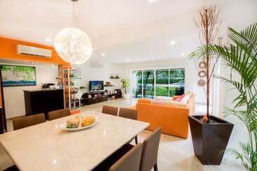 B&b Luxury House