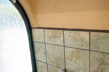تختخواب و صبحانه Casa Kootenay Waterfront Bnb