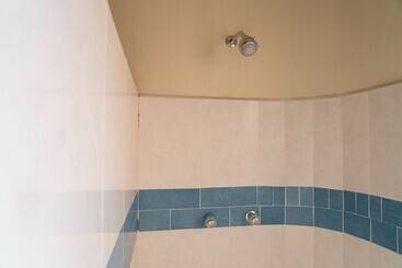 تختخواب و صبحانه Casa Kootenay Waterfront Bnb