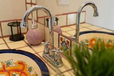 تختخواب و صبحانه Casa Kootenay Waterfront Bnb