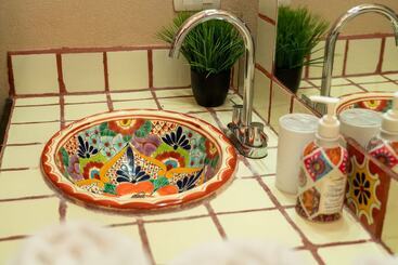 تختخواب و صبحانه Casa Kootenay Waterfront Bnb