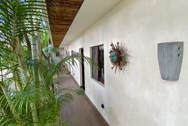 تختخواب و صبحانه Pacha Tulum