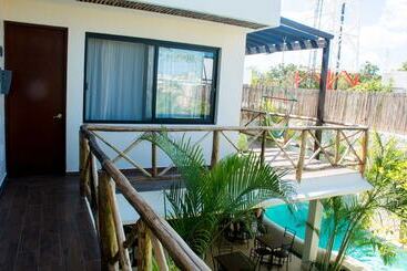 تختخواب و صبحانه Pacha Tulum