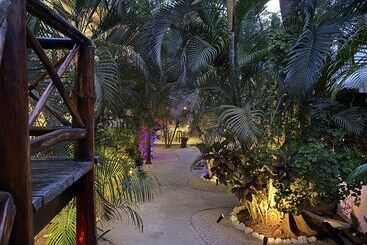 تختخواب و صبحانه Pacha Tulum