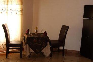 Casa Celia Hotel Restaurante