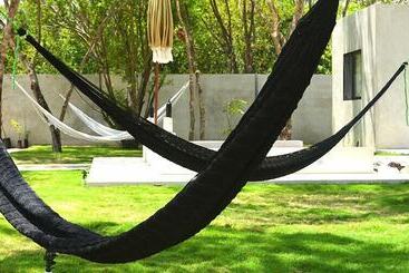 هتل Aqua Viva Tulum