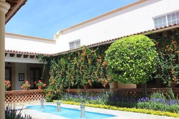 هتل Boutique La Granja