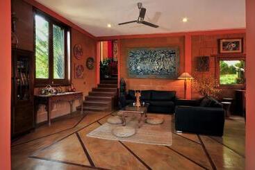 هتل Casa San Pancho