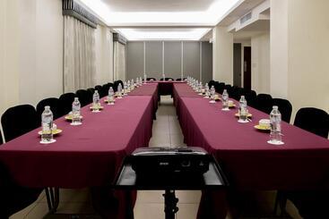 هتل Mansur Business & Leisure
