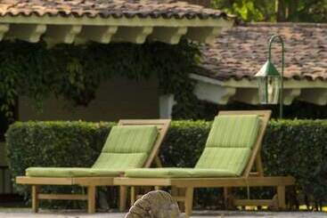 هتل Rancho San Cayetano