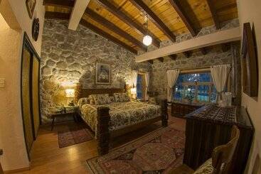 هتل Rancho San Cayetano