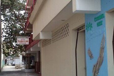 هتل Safari Inn