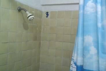 هتل Safari Inn